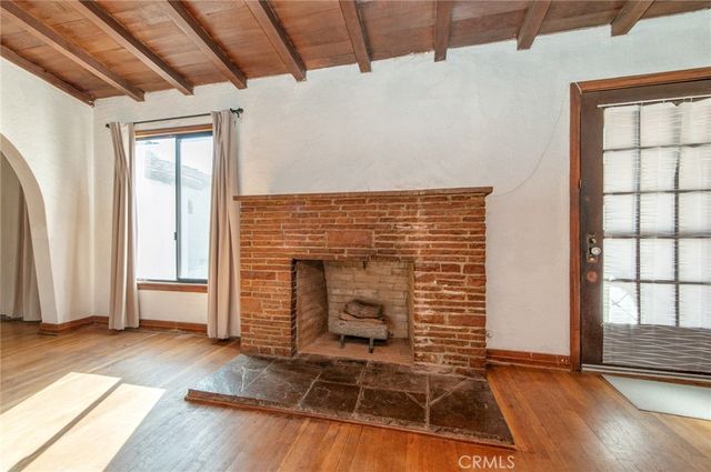 1885 W 9th, Upland, CA 91786