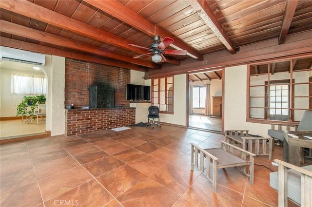 1885 W 9th, Upland, CA 91786