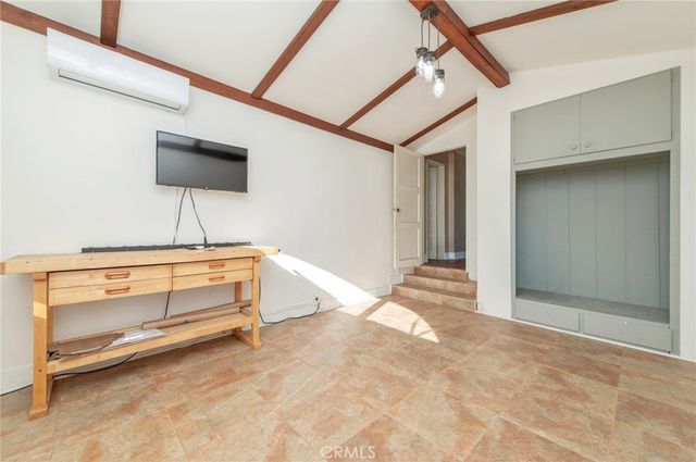 1885 W 9th, Upland, CA 91786