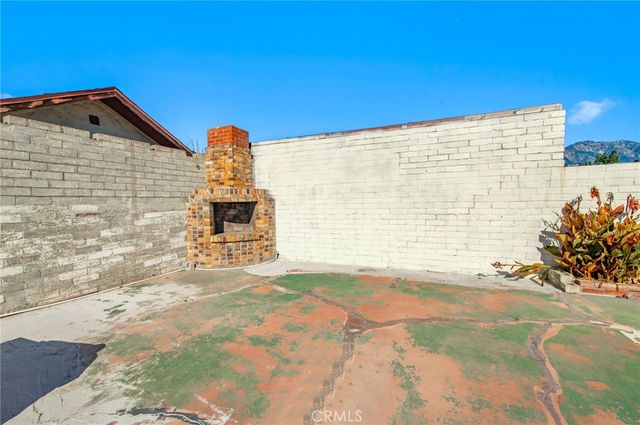 1885 W 9th, Upland, CA 91786