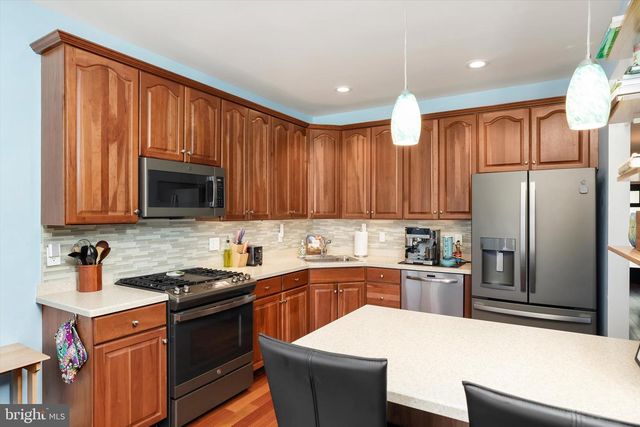 126 SEQUOIA DR, Berlin, NJ 08009