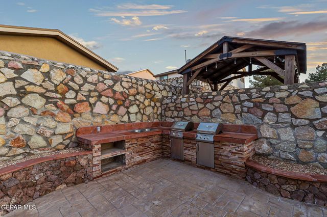 7149 Century Plant Drive, El Paso, TX 79912