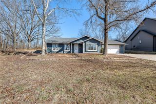 19 Coalburn Circle, Bella Vista, AR 72715