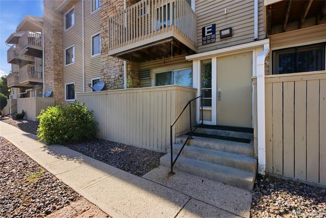 381 S Ames Street E203, Lakewood, CO 80226