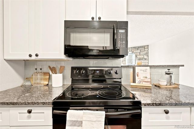 381 S Ames Street E203, Lakewood, CO 80226