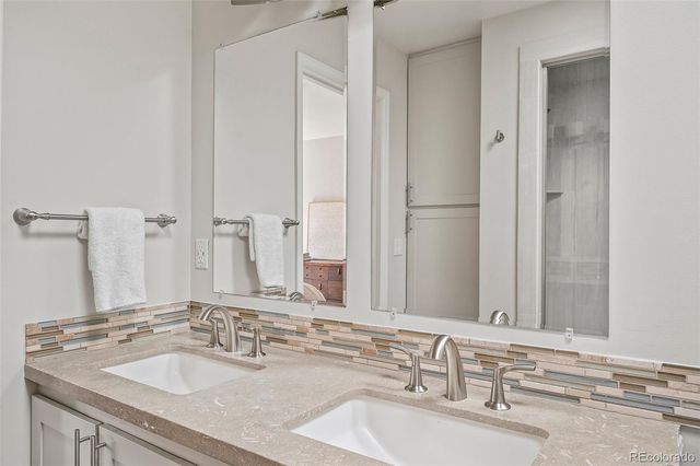 910 S Euclid Way, Denver, CO 80209