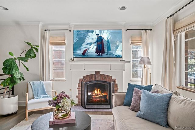 910 S Euclid Way, Denver, CO 80209