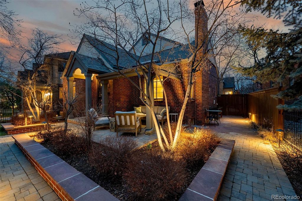 910 S Euclid Way, Denver, CO 80209