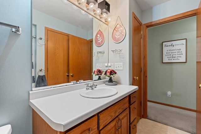 3481 EICHSTADT ROAD, Oshkosh, WI 54901