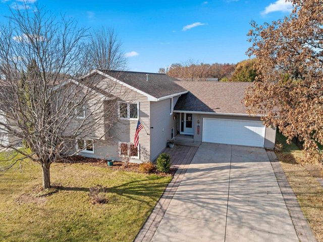 3481 EICHSTADT ROAD, Oshkosh, WI 54901