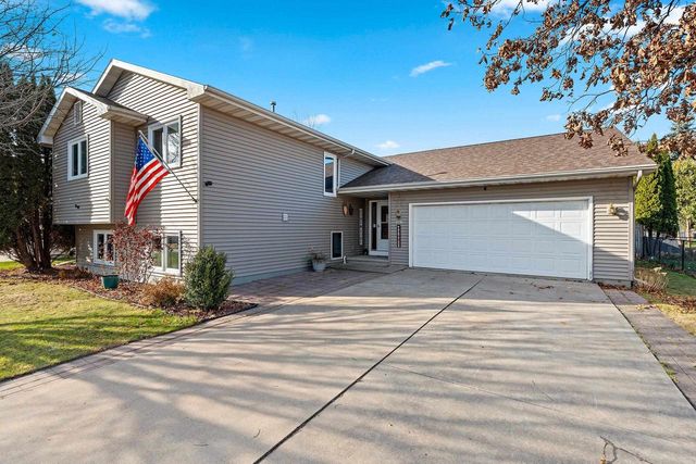 3481 EICHSTADT ROAD, Oshkosh, WI 54901