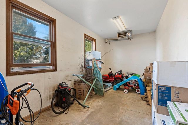 3481 EICHSTADT ROAD, Oshkosh, WI 54901