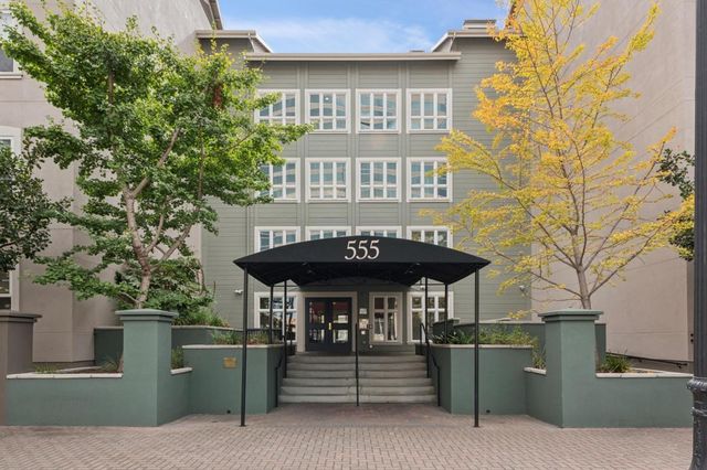 555 10th Street 102, Oakland, CA 94607