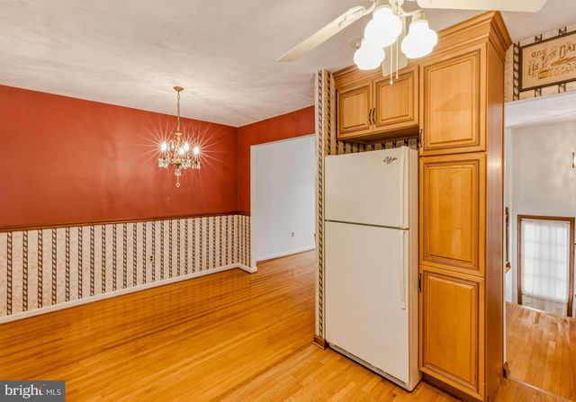 60 SARATOGA RD, Stratford, NJ 08084