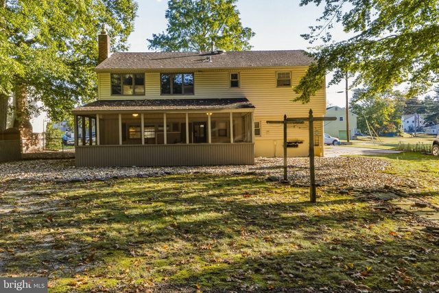 60 SARATOGA RD, Stratford, NJ 08084