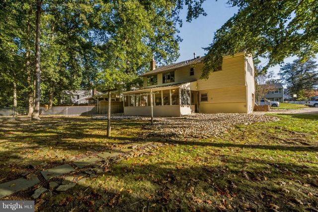 60 SARATOGA RD, Stratford, NJ 08084