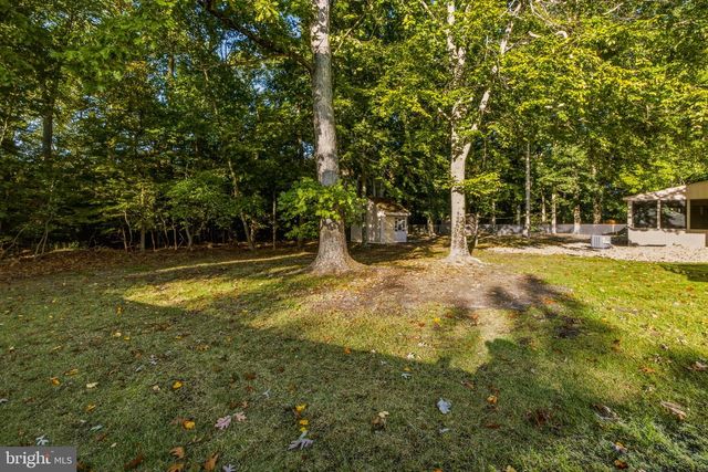 60 SARATOGA RD, Stratford, NJ 08084