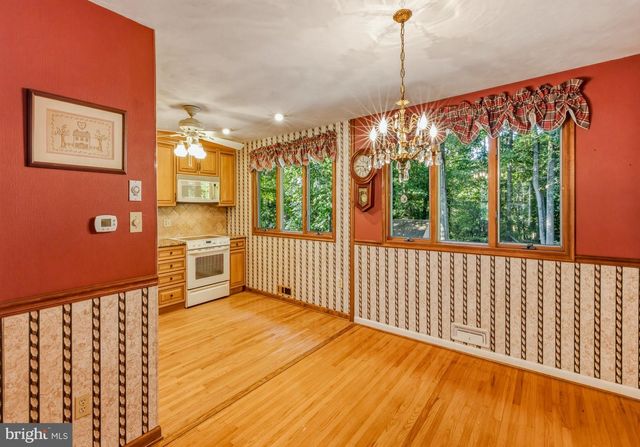60 SARATOGA RD, Stratford, NJ 08084