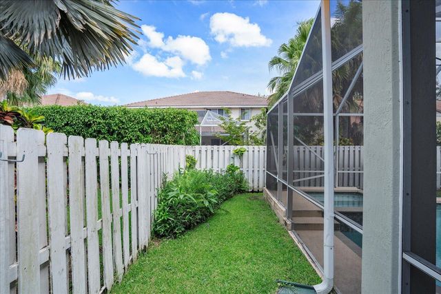 970 Greenwood Road, Weston, FL 33327