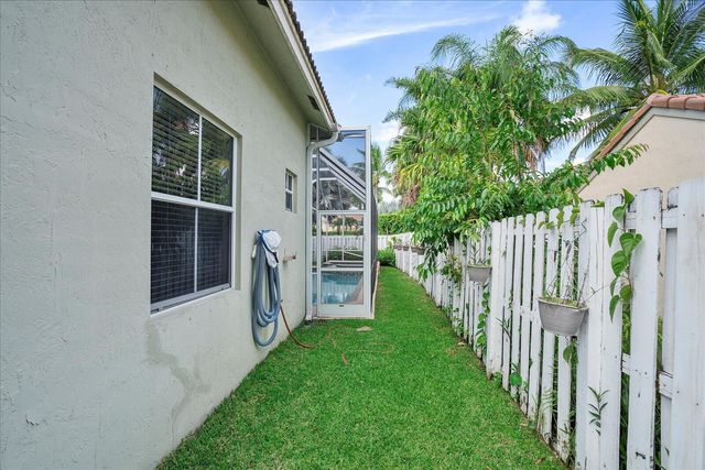 970 Greenwood Road, Weston, FL 33327