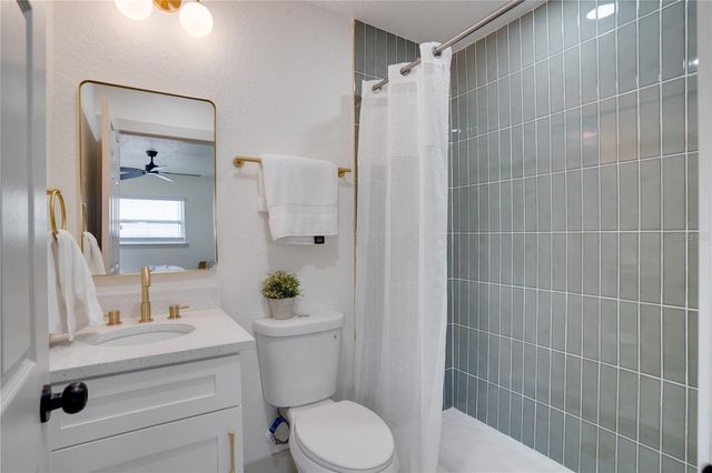 8496 118TH STREET, Seminole, FL 33772