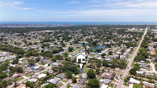 8496 118TH STREET, Seminole, FL 33772