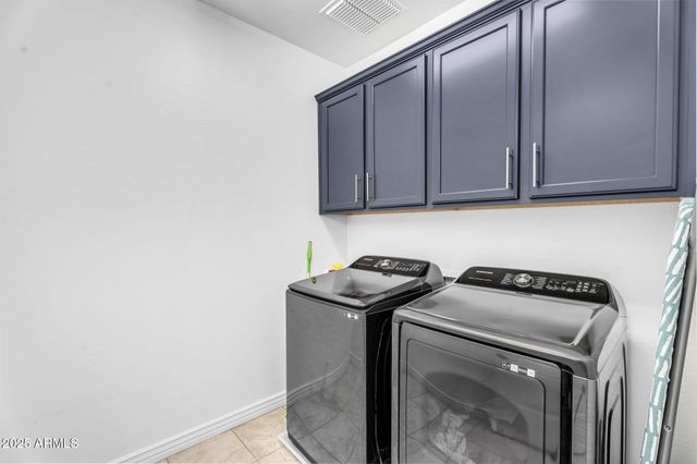 10425 E CORBIN Avenue, Mesa, AZ 85212