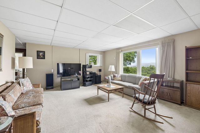 54 Shallowford Road, Chattanooga, TN 37404
