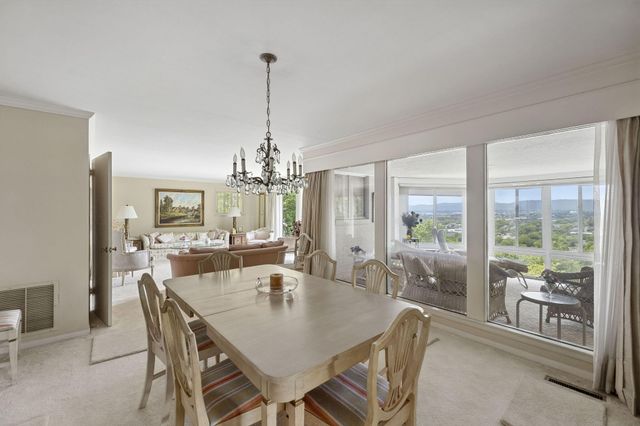54 Shallowford Road, Chattanooga, TN 37404