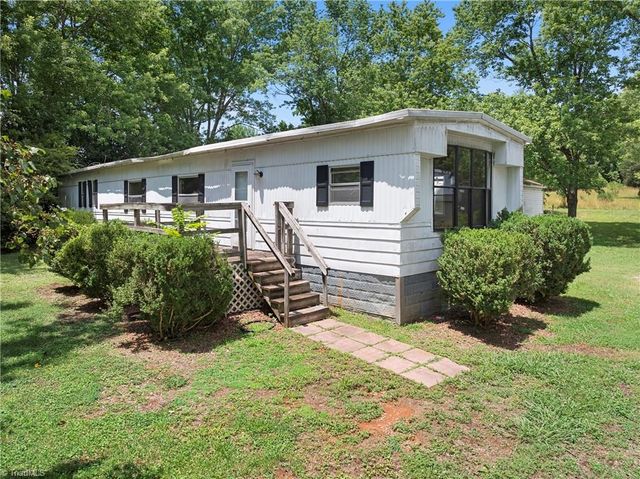 527 Riverview Road, Lexington, NC 27292