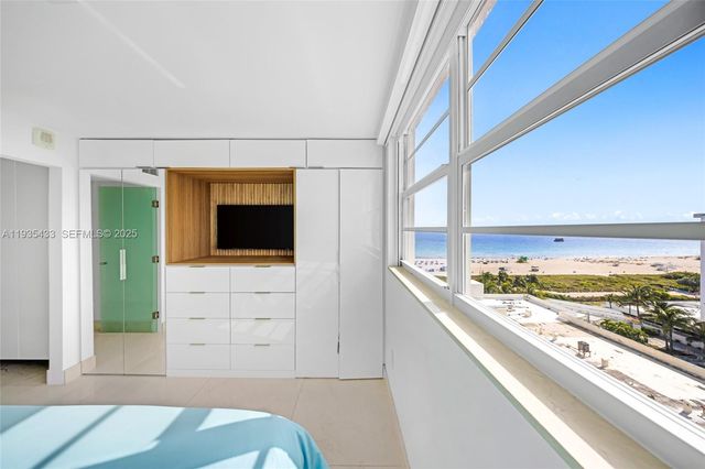 465 Ocean Dr 1008, Miami Beach, FL 33139