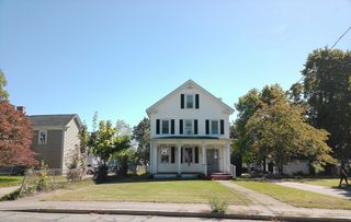 48 Oak St, Taunton, MA 02780
