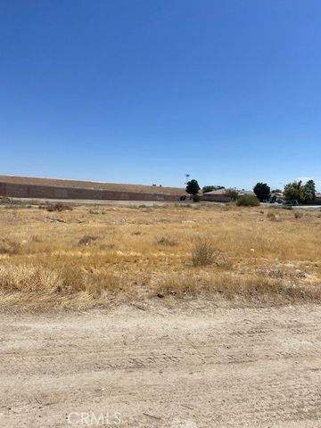 4 Georgia Court, Lancaster, CA 93536