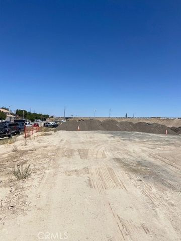 4 Georgia Court, Lancaster, CA 93536