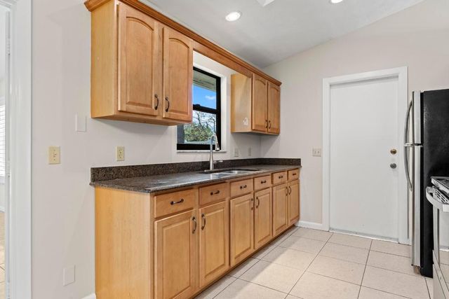 2441 SE Avalon Road, Port St. Lucie, Port St Lucie, FL 34952