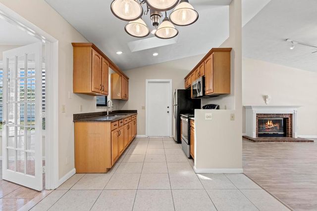 2441 SE Avalon Road, Port St. Lucie, Port St Lucie, FL 34952