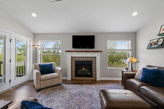 1617 NW 54th Court, Lincoln, NE 68528