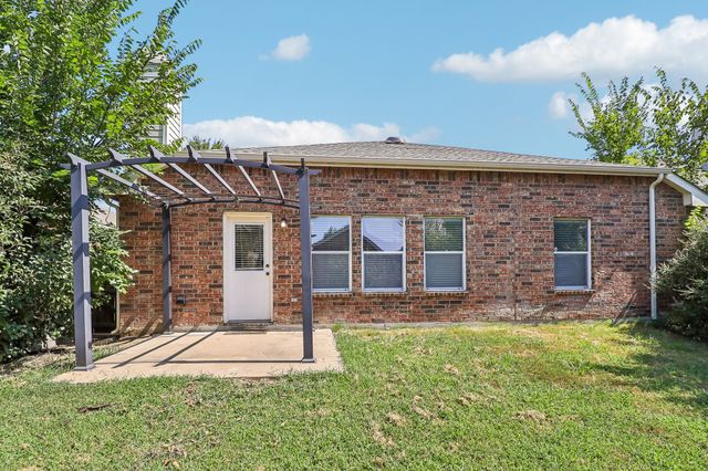 6008 Marsh Rail Drive, Denton, TX 76208