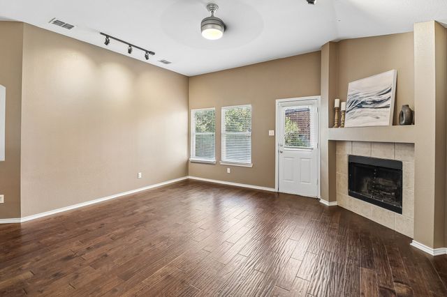 6008 Marsh Rail Drive, Denton, TX 76208
