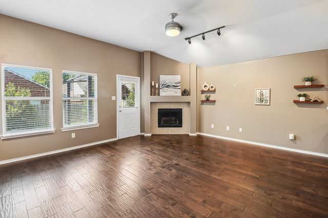 6008 Marsh Rail Drive, Denton, TX 76208