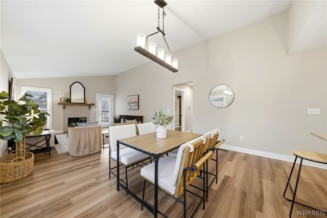 48 Ivy Way, Lancaster, NY 14086