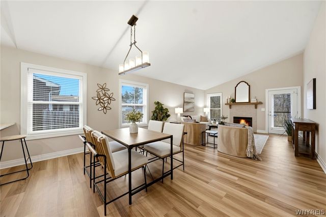 48 Ivy Way, Lancaster, NY 14086