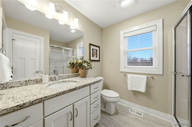 48 Ivy Way, Lancaster, NY 14086