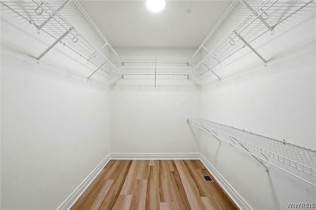 48 Ivy Way, Lancaster, NY 14086