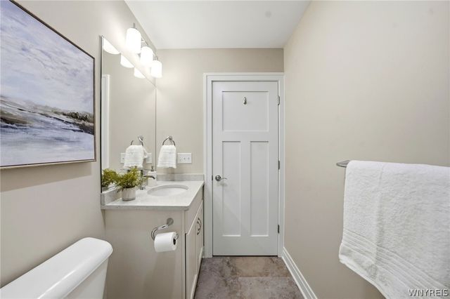 48 Ivy Way, Lancaster, NY 14086