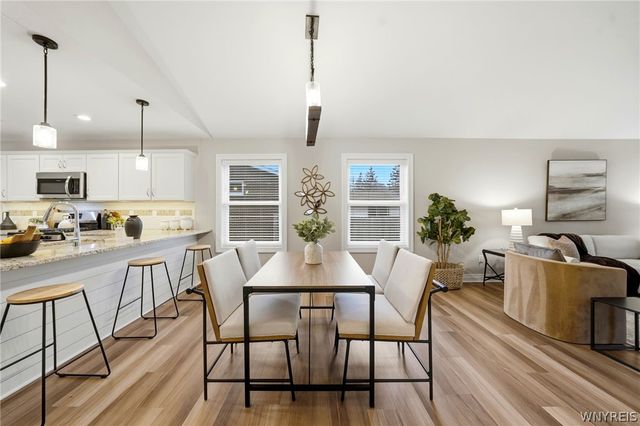 48 Ivy Way, Lancaster, NY 14086