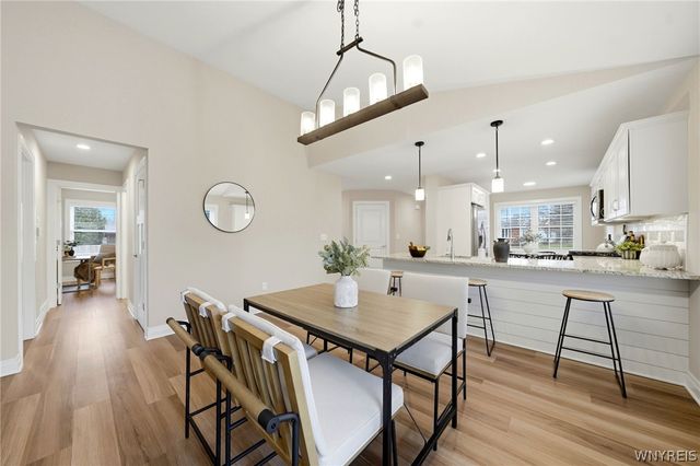 48 Ivy Way, Lancaster, NY 14086