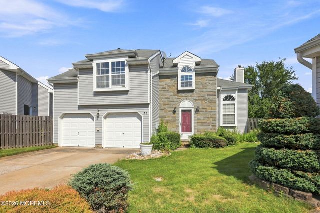 38 Kentucky Way, Freehold, NJ 07728