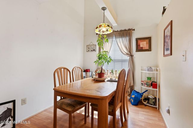 38 Kentucky Way, Freehold, NJ 07728