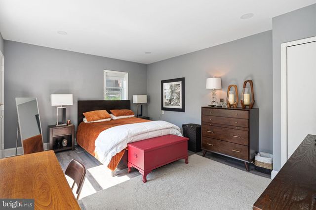 1620 MOUNT VERNON ST, Philadelphia, PA 19130